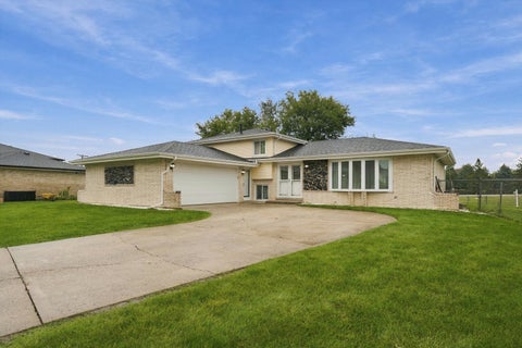 Tiny photo for 12025 Winchester Road, Orland Park, IL 60467 (MLS # 12772033)