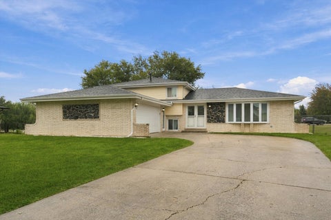 Photo of 12025 Winchester Road, Orland Park, IL 60467 (MLS # 12772033)