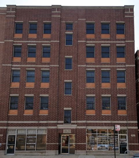 1921 W Diversey Parkway 401 Chicago IL 60614