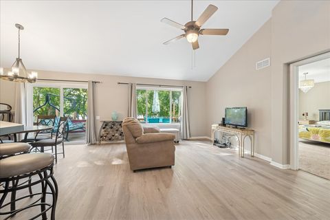 Tiny photo for 2571 Stanton Circle, Lake In The Hills, IL 60156 (MLS # 12471872)