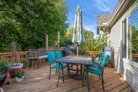 Tiny photo for 2571 Stanton Circle, Lake In The Hills, IL 60156 (MLS # 12471872)