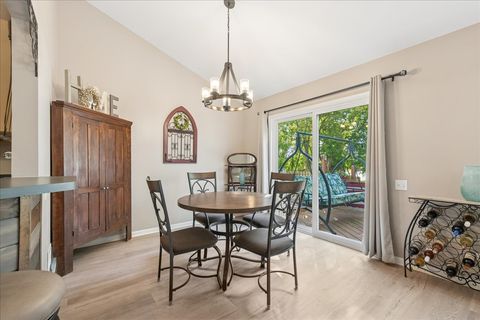 Tiny photo for 2571 Stanton Circle, Lake In The Hills, IL 60156 (MLS # 12471872)
