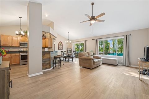 Tiny photo for 2571 Stanton Circle, Lake In The Hills, IL 60156 (MLS # 12471872)