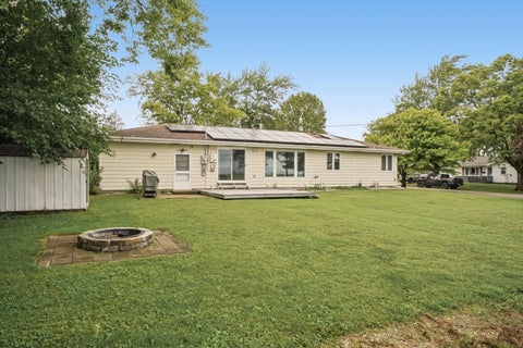 Tiny photo for 702 Wilson Avenue, Hoopeston, IL 60942 (MLS # 12757202)