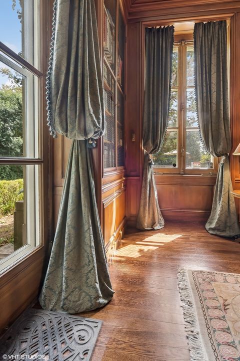 Tiny photo for 275 Sussex Lane, Lake Forest, IL 60045 (MLS # 12527151)