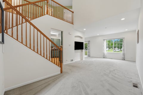 Tiny photo for 1905 Maureen Drive, Hoffman Estates, IL 60192 (MLS # 12770552)