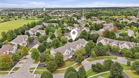 Tiny photo for 1905 Maureen Drive, Hoffman Estates, IL 60192 (MLS # 12770552)