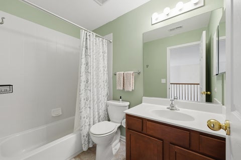 Tiny photo for 1905 Maureen Drive, Hoffman Estates, IL 60192 (MLS # 12770552)
