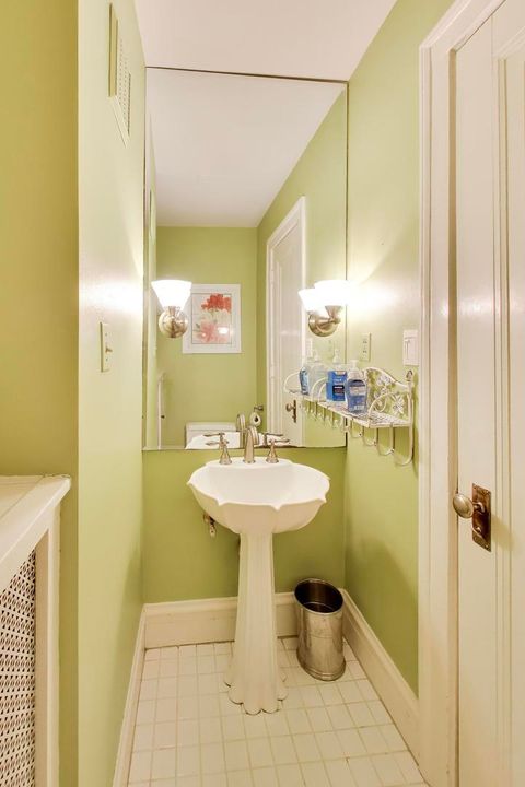 Tiny photo for 625 E Center Avenue, Lake Bluff, IL 60044 (MLS # 12628144)