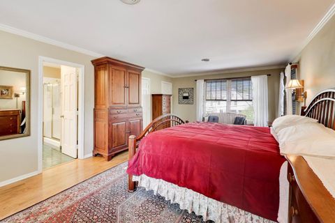 Tiny photo for 625 E Center Avenue, Lake Bluff, IL 60044 (MLS # 12628144)