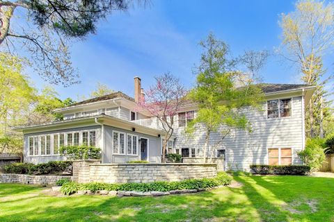 Tiny photo for 625 E Center Avenue, Lake Bluff, IL 60044 (MLS # 12628144)