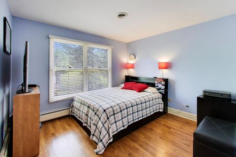 Tiny photo for 625 E Center Avenue, Lake Bluff, IL 60044 (MLS # 12628144)