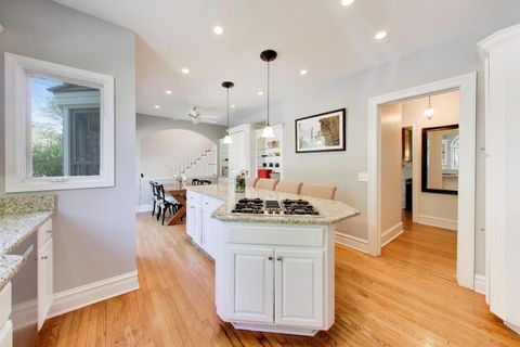 Tiny photo for 625 E Center Avenue, Lake Bluff, IL 60044 (MLS # 12628144)