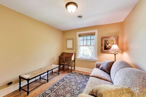 Tiny photo for 625 E Center Avenue, Lake Bluff, IL 60044 (MLS # 12628144)
