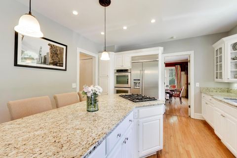 Tiny photo for 625 E Center Avenue, Lake Bluff, IL 60044 (MLS # 12628144)