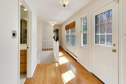 Tiny photo for 625 E Center Avenue, Lake Bluff, IL 60044 (MLS # 12628144)