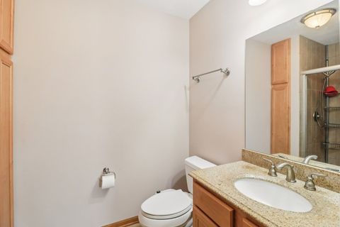 Tiny photo for 210 E Lakeside Drive, Vernon Hills, IL 60061 (MLS # 12555533)