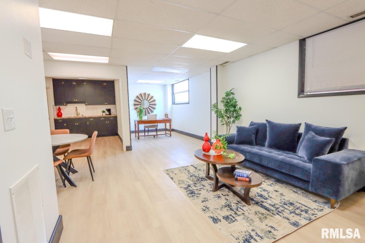 1112-1128 BROADWAY Street Suite A