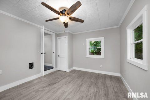 Tiny photo for 2519 29 1/2 Street, Rock Island, IL 61201 (MLS # 12577779)