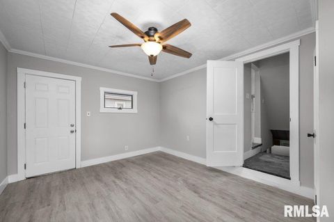 Tiny photo for 2519 29 1/2 Street, Rock Island, IL 61201 (MLS # 12577779)