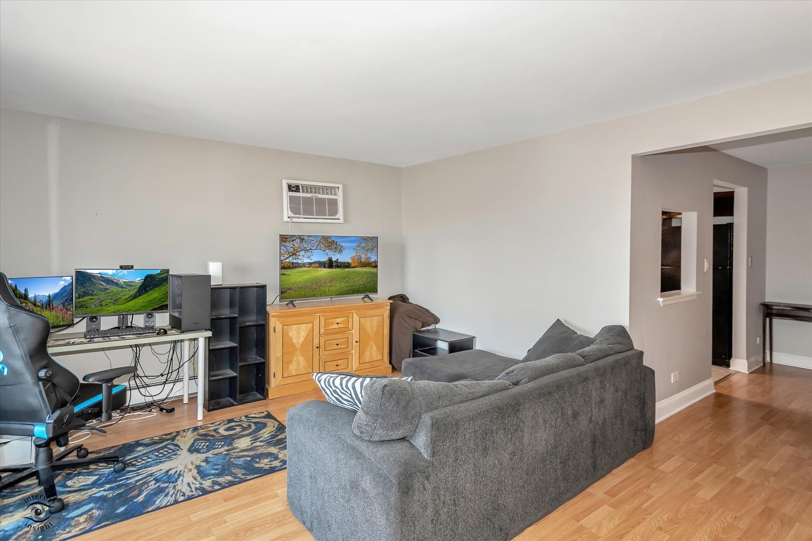 6135 Marshall Avenue 301