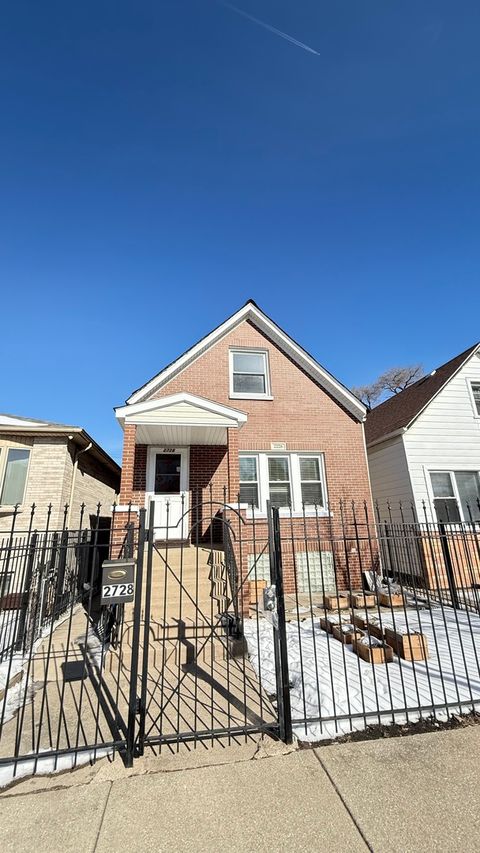 Tiny photo for 2728 W 39th Place, Chicago, IL 60632 (MLS # 12563780)