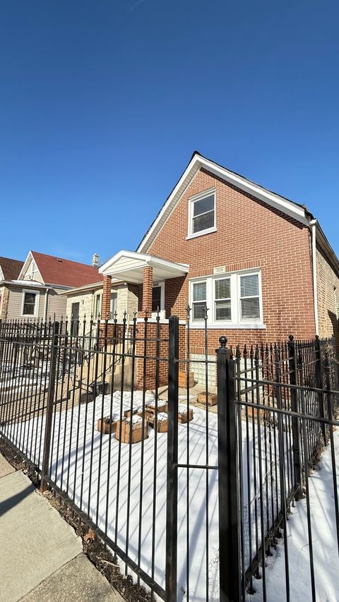 Tiny photo for 2728 W 39th Place, Chicago, IL 60632 (MLS # 12563780)