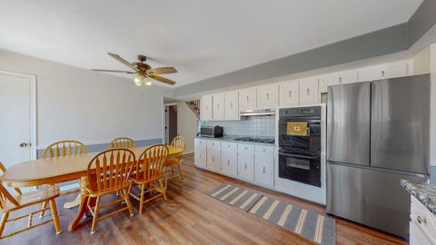 Tiny photo for 13618 Overland Trail, Orland Park, IL 60467 (MLS # 12516945)