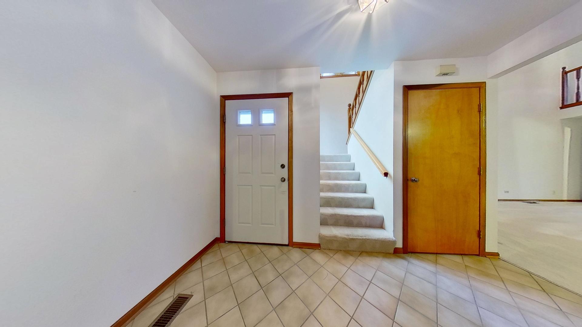 11318 Algonquin Road