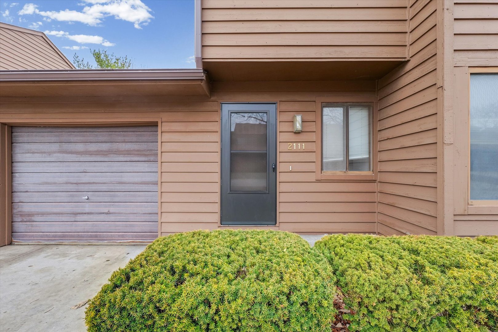 2111 Sunview Drive 2111