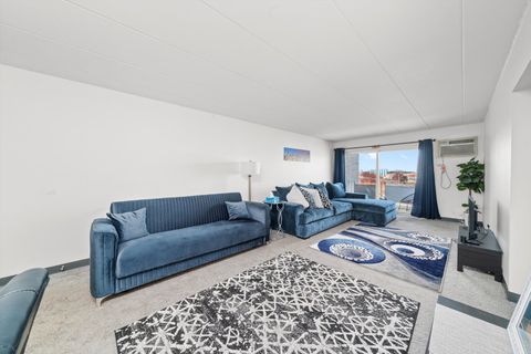 Tiny photo for 7945 S Oketo Avenue #404, Bridgeview, IL 60455 (MLS # 12521136)