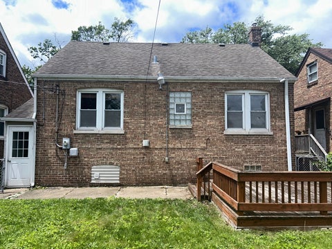 Tiny photo for 18017 Oakwood Avenue, Lansing, IL 60438 (MLS # 12694851)