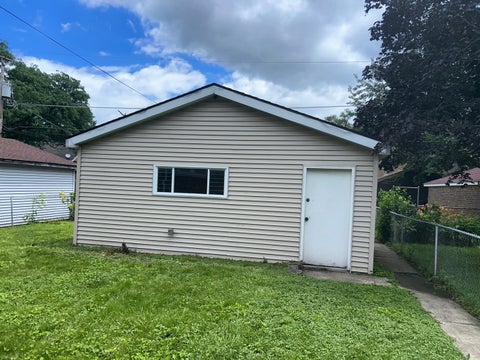 Tiny photo for 18017 Oakwood Avenue, Lansing, IL 60438 (MLS # 12694851)