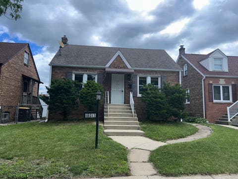 Photo of 18017 Oakwood Avenue, Lansing, IL 60438 (MLS # 12694851)