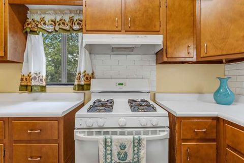 Tiny photo for 1907 Weaver Street, Urbana, IL 61802 (MLS # 12627202)
