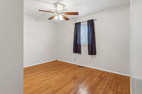 Tiny photo for 1907 Weaver Street, Urbana, IL 61802 (MLS # 12627202)