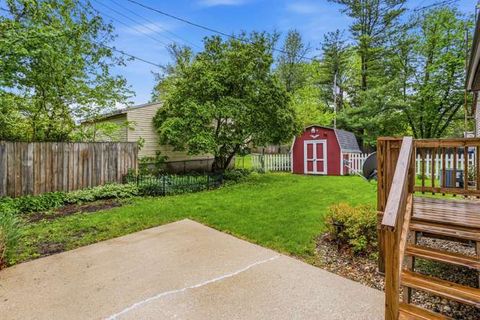 Tiny photo for 1907 Weaver Street, Urbana, IL 61802 (MLS # 12627202)