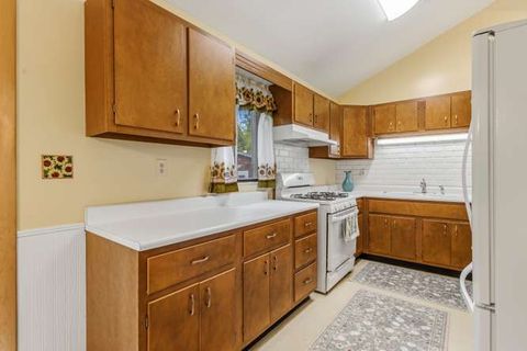 Tiny photo for 1907 Weaver Street, Urbana, IL 61802 (MLS # 12627202)