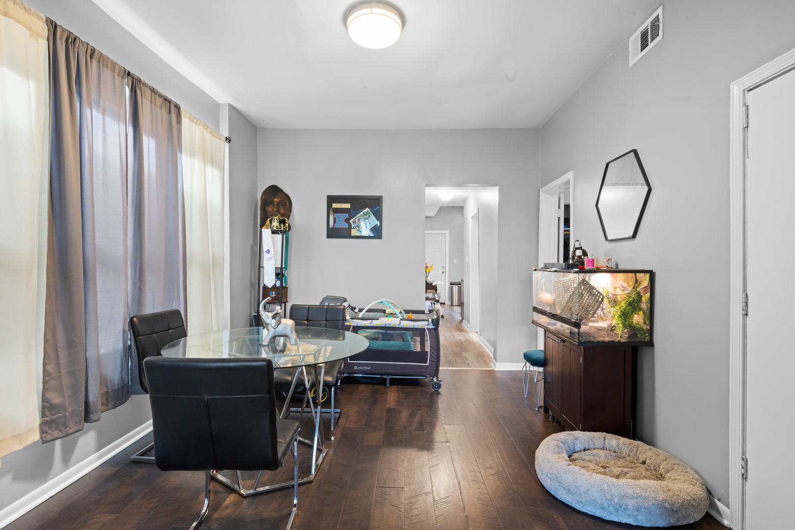 1417 E 69th Place