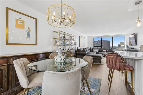 Tiny photo for 3930 N Pine Grove Avenue #816, Chicago, IL 60613 (MLS # 12597752)