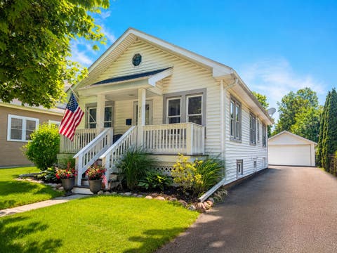 Photo of 311 W Wilson Street, Palatine, IL 60067 (MLS # 12697803)