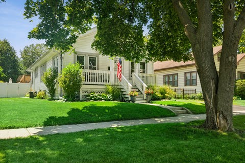 Tiny photo for 311 W Wilson Street, Palatine, IL 60067 (MLS # 12697803)