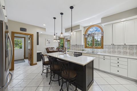 Tiny photo for 1578 Roanoke Court, Long Grove, IL 60047 (MLS # 12695770)