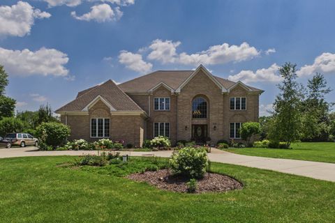 Tiny photo for 1578 Roanoke Court, Long Grove, IL 60047 (MLS # 12695770)