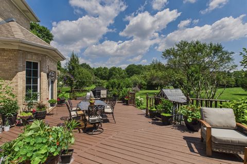 Tiny photo for 1578 Roanoke Court, Long Grove, IL 60047 (MLS # 12695770)