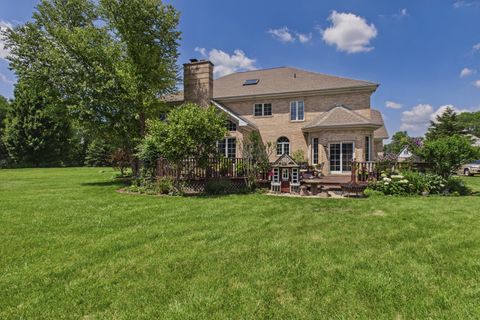 Tiny photo for 1578 Roanoke Court, Long Grove, IL 60047 (MLS # 12695770)