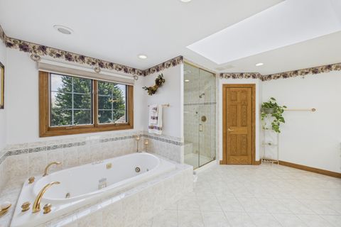 Tiny photo for 1578 Roanoke Court, Long Grove, IL 60047 (MLS # 12695770)