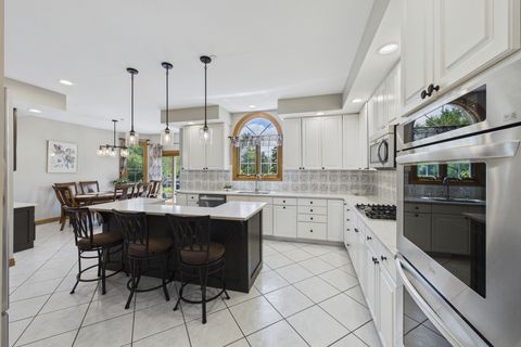Tiny photo for 1578 Roanoke Court, Long Grove, IL 60047 (MLS # 12695770)