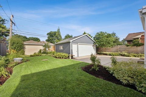 Tiny photo for 631 S Ashland Avenue, La Grange, IL 60525 (MLS # 12671368)