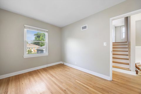 Tiny photo for 631 S Ashland Avenue, La Grange, IL 60525 (MLS # 12671368)